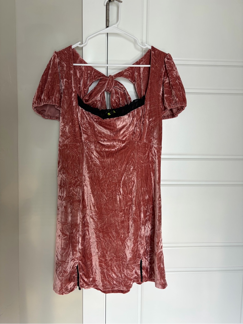 Kimchi Blue Crushed Velvet Tie-Back Mini Dress in Dusty Rose